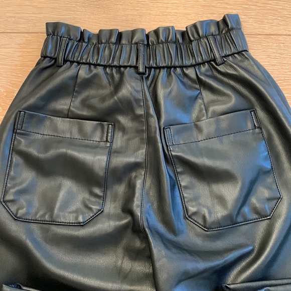 Zara Faux Leather Paper Bag Waist,  Cropped Cuffed Pant, Black, Size XS - Picture 8 of 15